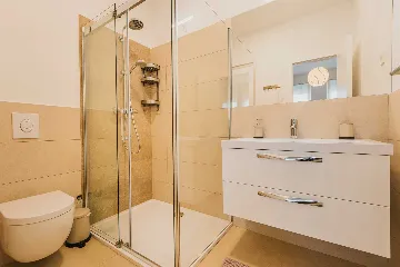 4-Bedroom Villa with Pool in Krnica for 8 Guests