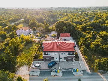 4-Bedroom Villa with Pool in Krnica for 8 Guests