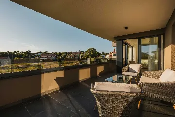 4-Bedroom Villa with Pool in Kaštelir (for 8)