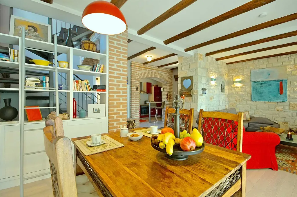 3-Bedroom Villa with Pool in Kaštelir