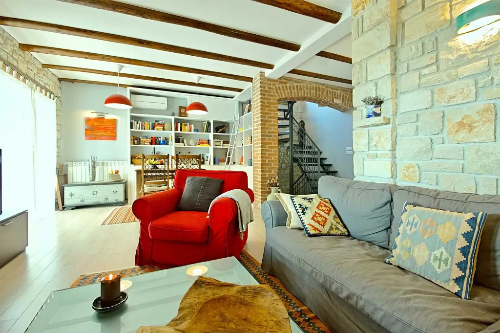3-Bedroom Villa with Pool in Kaštelir