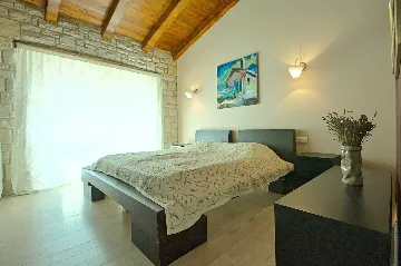 3-Bedroom Villa with Pool in Kaštelir