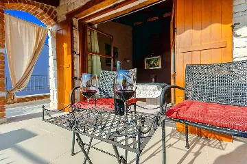 3-Bedroom Villa with Pool in Kaštelir