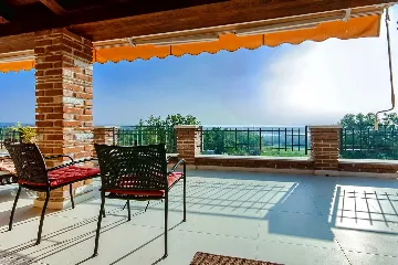 3-Bedroom Villa with Pool in Kaštelir