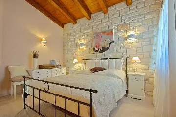 3-Bedroom Villa with Pool in Kaštelir