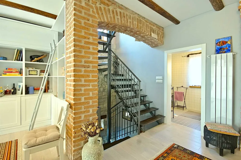 3-Bedroom Villa with Pool in Kaštelir