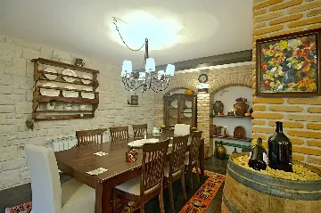 3-Bedroom Villa with Pool in Kaštelir