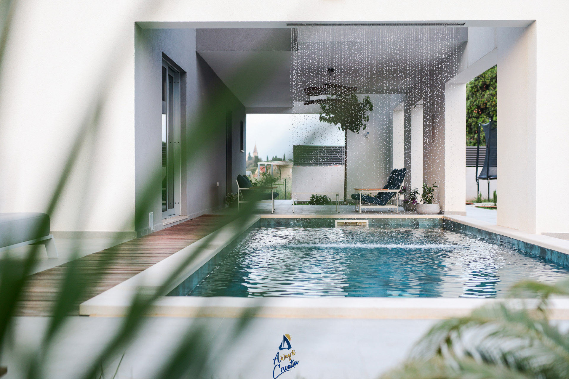 5BR/5BA Sanctuary for 10 with Heated Pool, Waterfall, and jaccuzzi