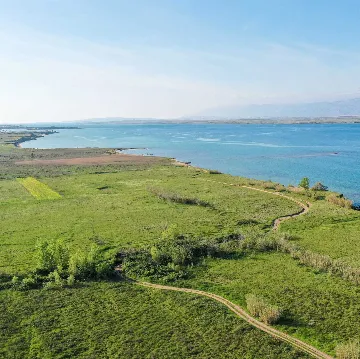 4-Bedroom Villa with Private Pool in Sabunike