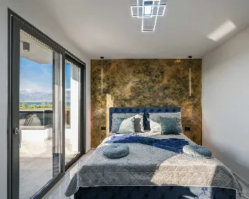 4-Bedroom Villa with Private Pool in Sabunike