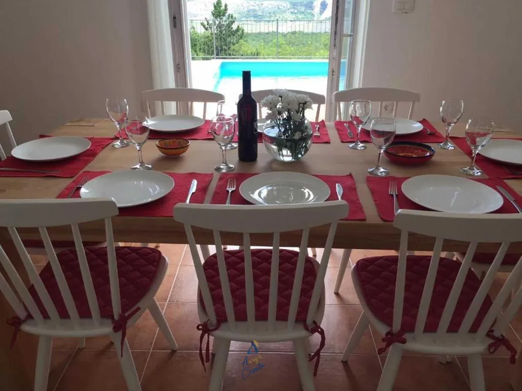 3-Bedroom Villa with Pool in Šmrika