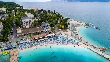 3-Bedroom Villa with Pool in Šmrika