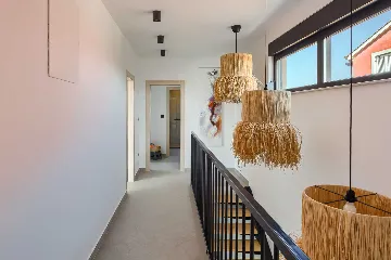 4-Bedroom Villa in Tar with Pool for 10 Guests