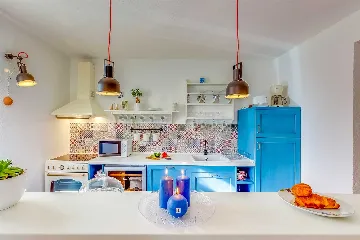 4-Bedroom Villa with Pool and Big Garden in Višnjan