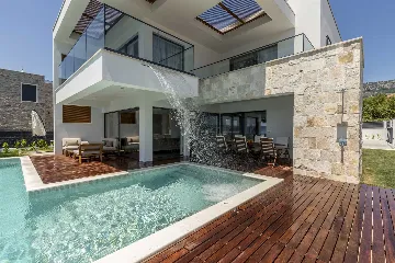4-Bedroom Villa in Kaštela with Infinity Pool