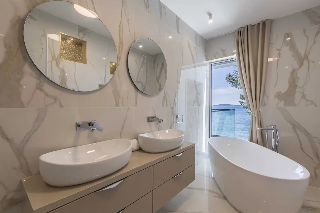 4-Bedroom Villa in Kaštela with Infinity Pool