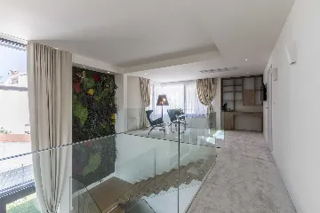 4-Bedroom Villa in Kaštela with Infinity Pool