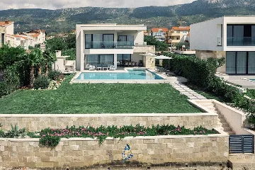 4-Bedroom Villa in Kaštela with Infinity Pool