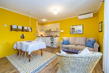 House with Private Pool and Tree House in Dobrinj