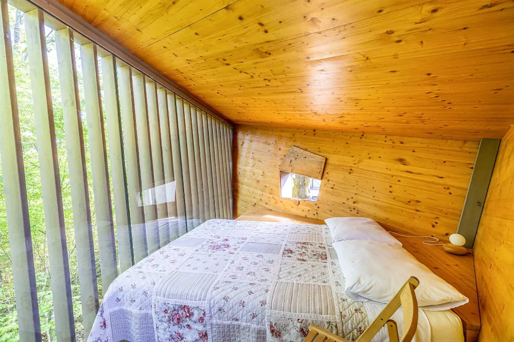 House with Private Pool and Tree House in Dobrinj