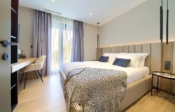 Villa for 12 Guests in Pinezići