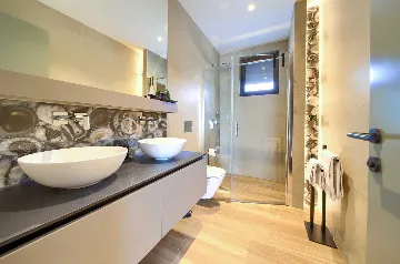 Villa for 12 Guests in Pinezići