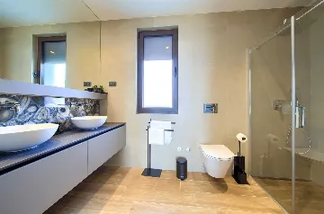 Villa for 12 Guests in Pinezići