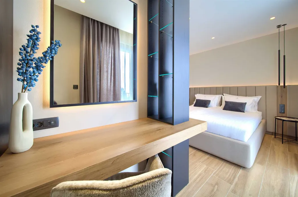 Villa for 12 Guests in Pinezići
