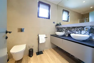 Villa for 12 Guests in Pinezići