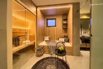 Villa for 12 Guests in Pinezići