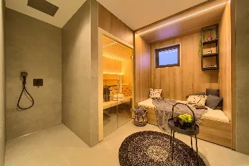 Villa for 12 Guests in Pinezići