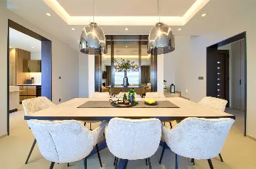 4-Bedroom Villa in Pinezići for 12 Guests