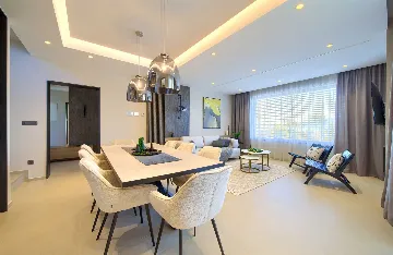 4-Bedroom Villa in Pinezići for 12 Guests