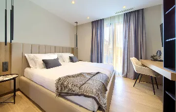 4-Bedroom Villa in Pinezići for 12 Guests