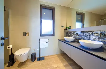 4-Bedroom Villa in Pinezići for 12 Guests