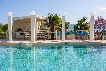 Harmony Retreat Villa with Heated Pool, Pinezići