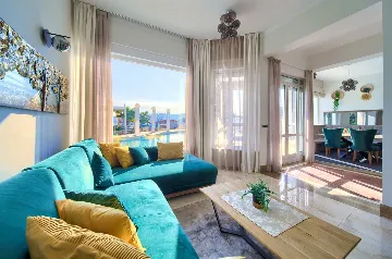 Harmony Retreat Villa with Heated Pool, Pinezići