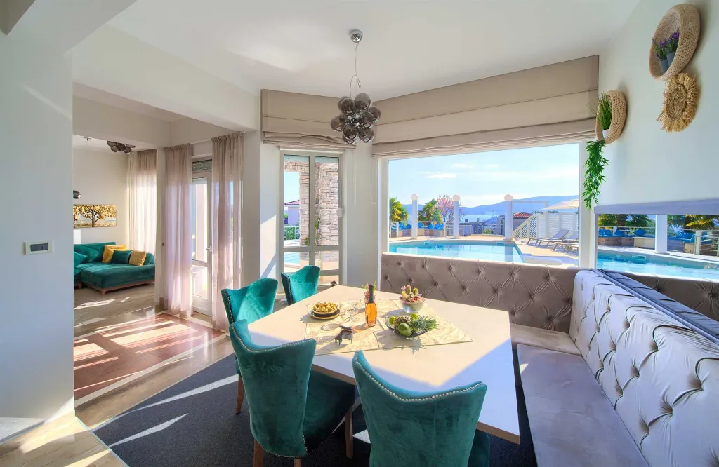 Harmony Retreat Villa with Heated Pool, Pinezići