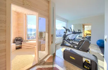 Harmony Retreat Villa with Heated Pool, Pinezići