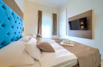 Harmony Retreat Villa with Heated Pool, Pinezići