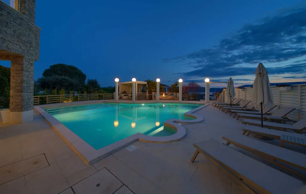Harmony Retreat Villa with Heated Pool, Pinezići