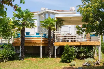 Harmony Retreat Villa with Heated Pool, Pinezići