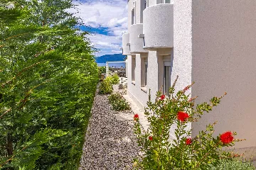 Harmony Retreat Villa with Heated Pool, Pinezići