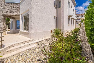 Harmony Retreat Villa with Heated Pool, Pinezići