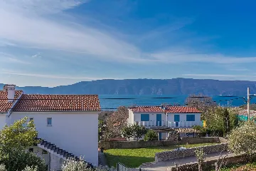 Holiday House with Pool in Pinezići