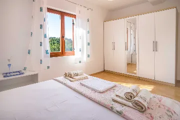 2-Bedroom Apartment in Krk with Sea View