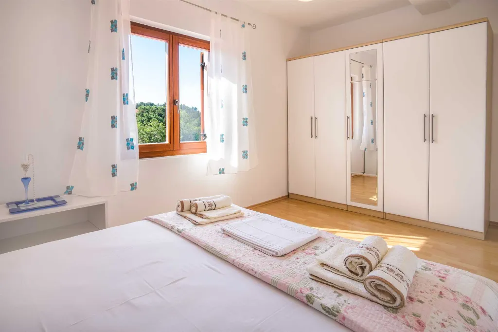 2-Bedroom Apartment in Krk with Sea View
