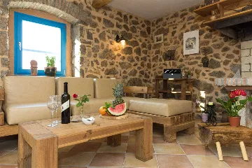 Two-Bedroom House with Pool in Vrh, Croatia