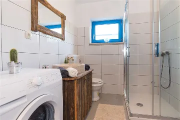 Two-Bedroom House with Pool in Vrh, Croatia