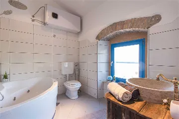 Two-Bedroom House with Pool in Vrh, Croatia